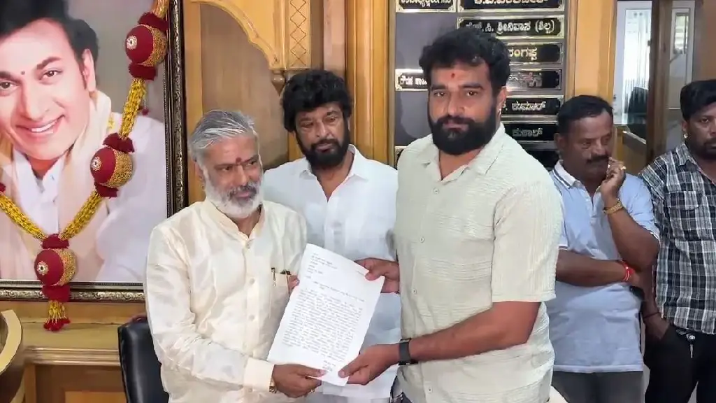 shabarish file complaint
