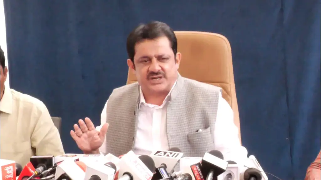 jameer press meet