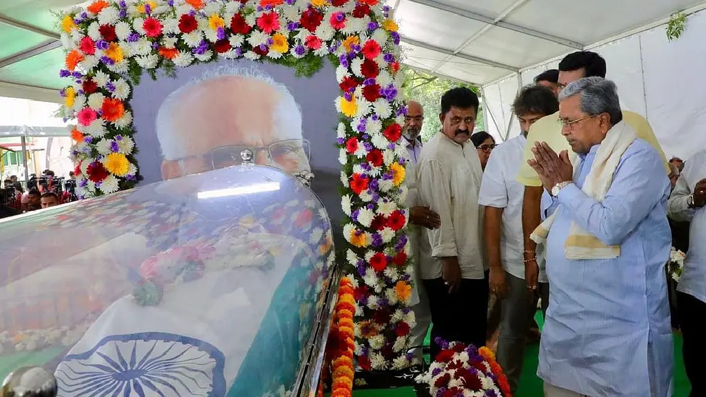 CM Siddaramaiah Says Memorial For SL Bhyrappa Will Be Built In Mysuru