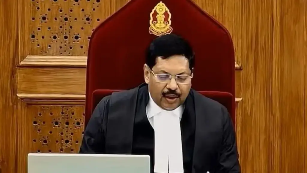 chief-justice-gava