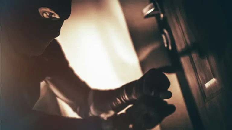 theft-under-the-guise-of-electrical-repairs