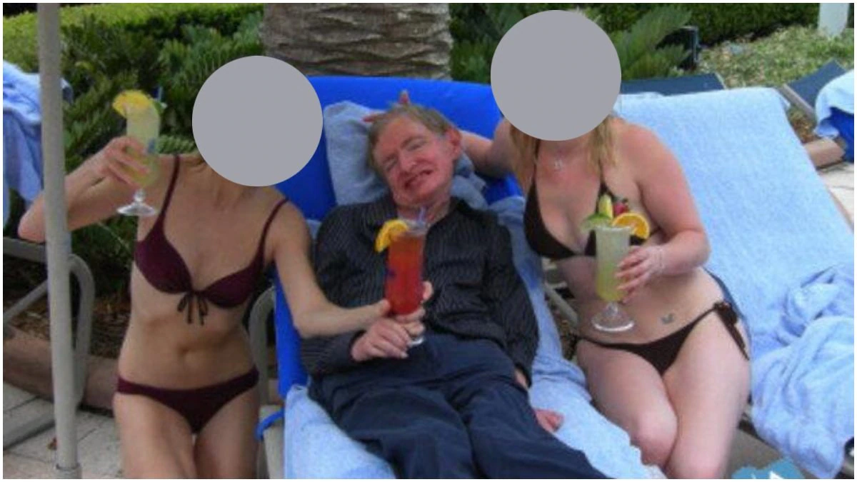 699ef754b53aa-hawking-tree-252119728-16x9