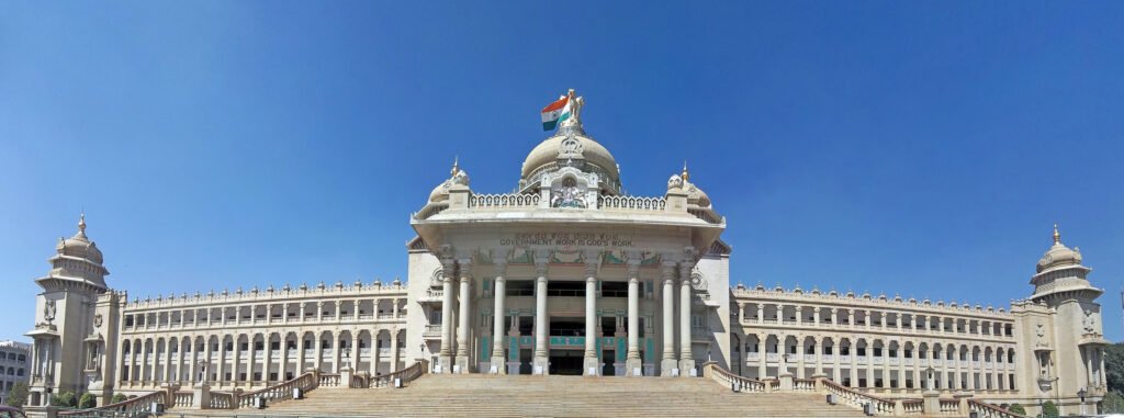 Vidhana_Soudha_2012