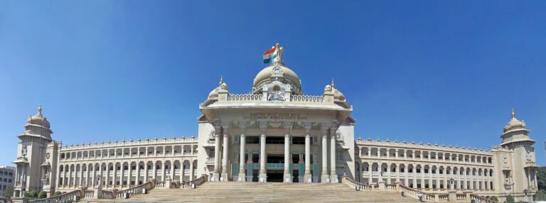 Vidhana_Soudha_2012