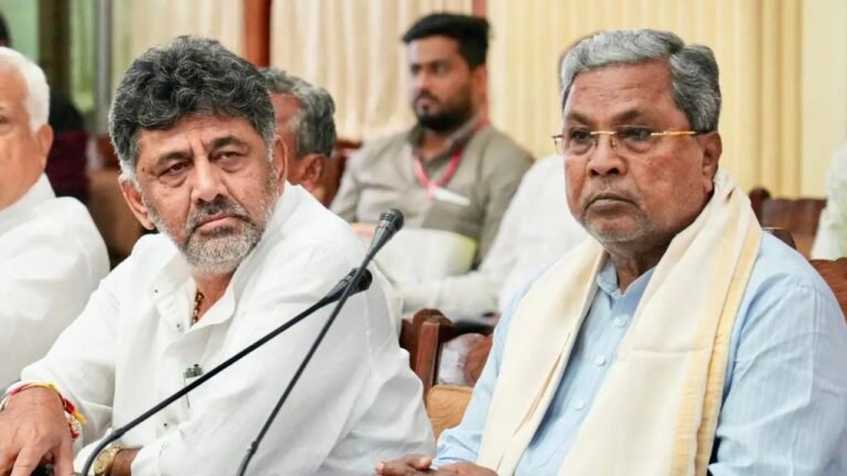 _DK_Shivakumar_and_Siddaramaiah